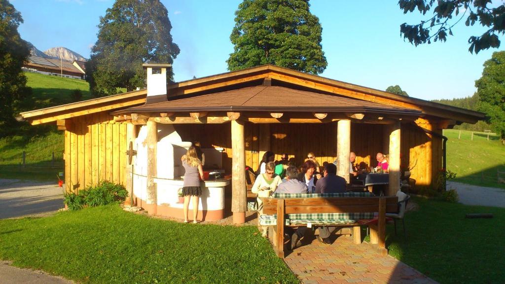 斯拉德明 巴郎滋特夫旅馆酒店 外观 照片